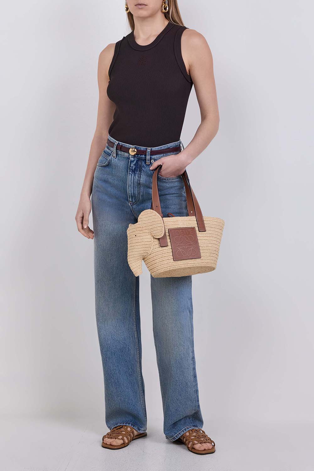 מכנסי ג&rsquo;ינס בגזרה ישרה